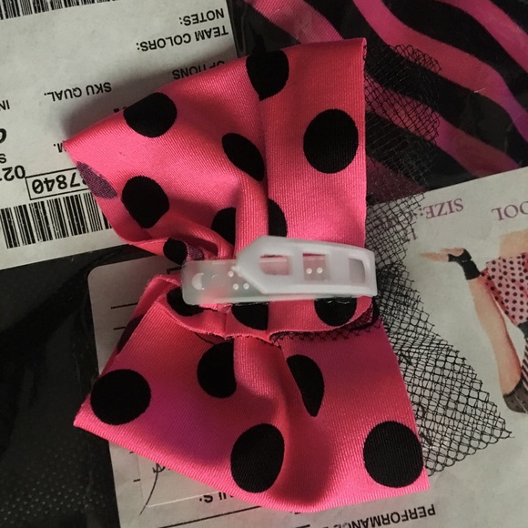 Curtain Call Children’s Costume - Picture 7 of 9